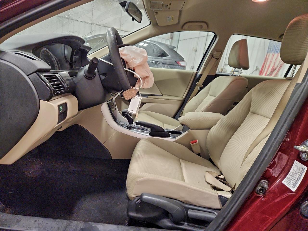 2017 HONDA ACCORD LX photo 7