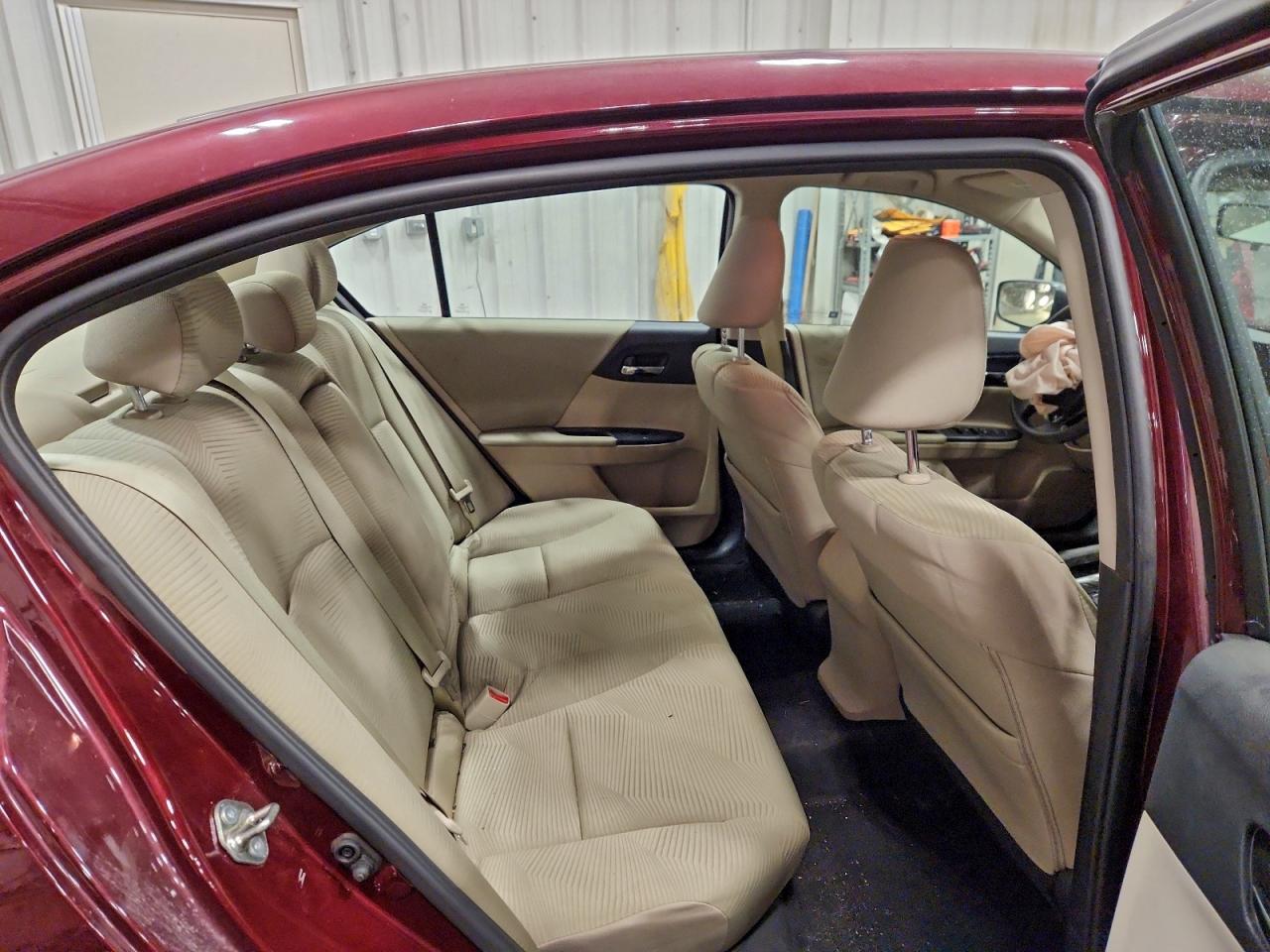 2017 HONDA ACCORD LX photo 10