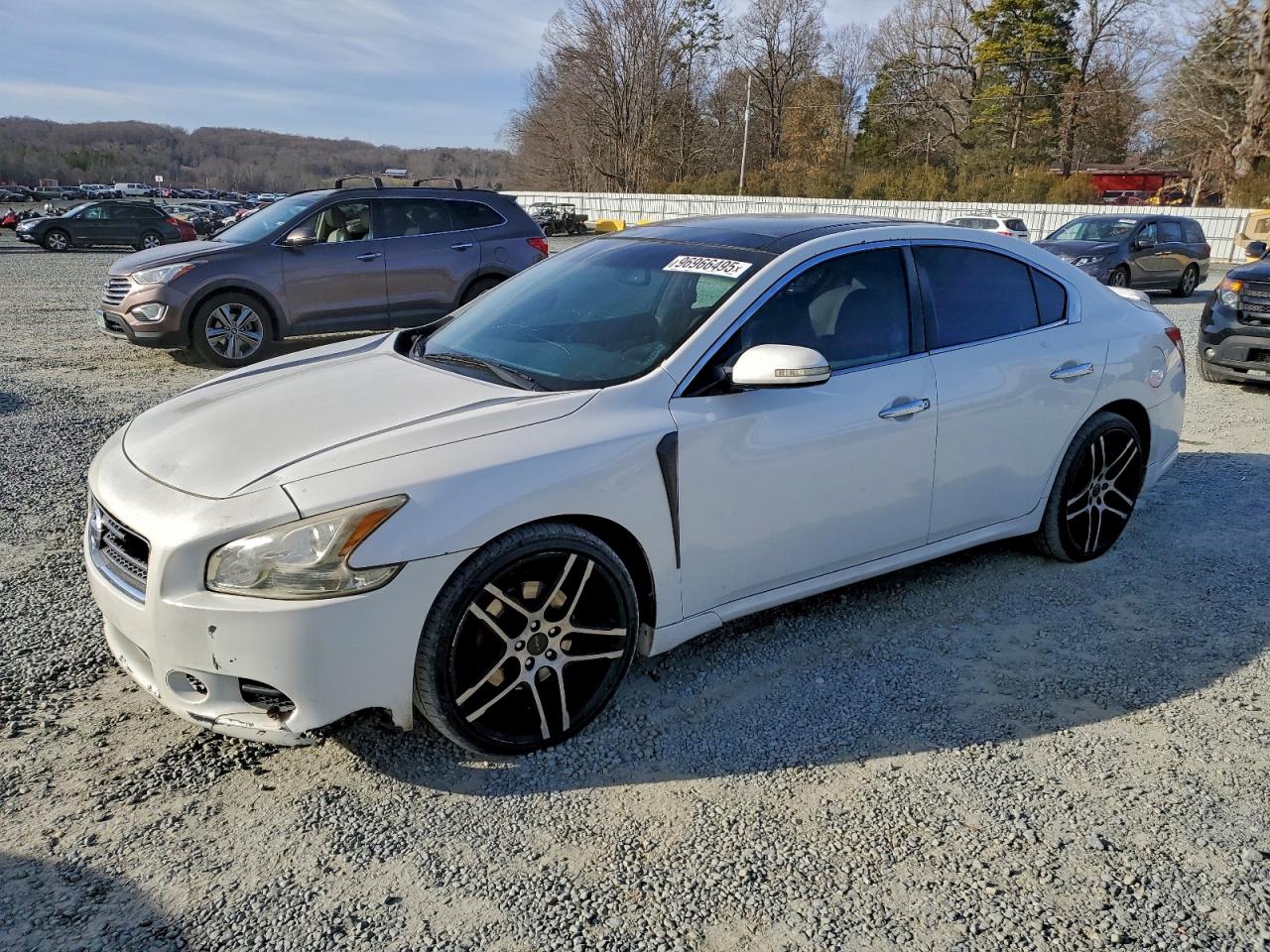 2010 NISSAN MAXIMA