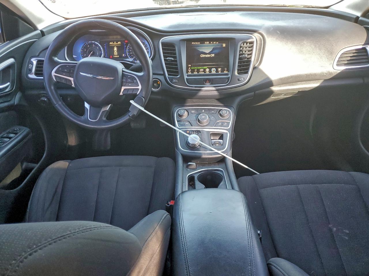 2015 CHRYSLER 200 LIMITED photo 8