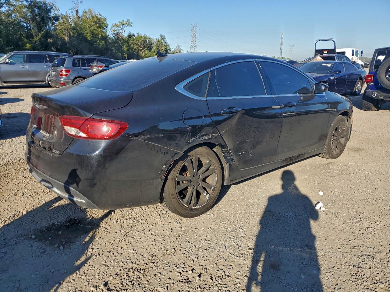 2015 CHRYSLER 200 LIMITED photo 3