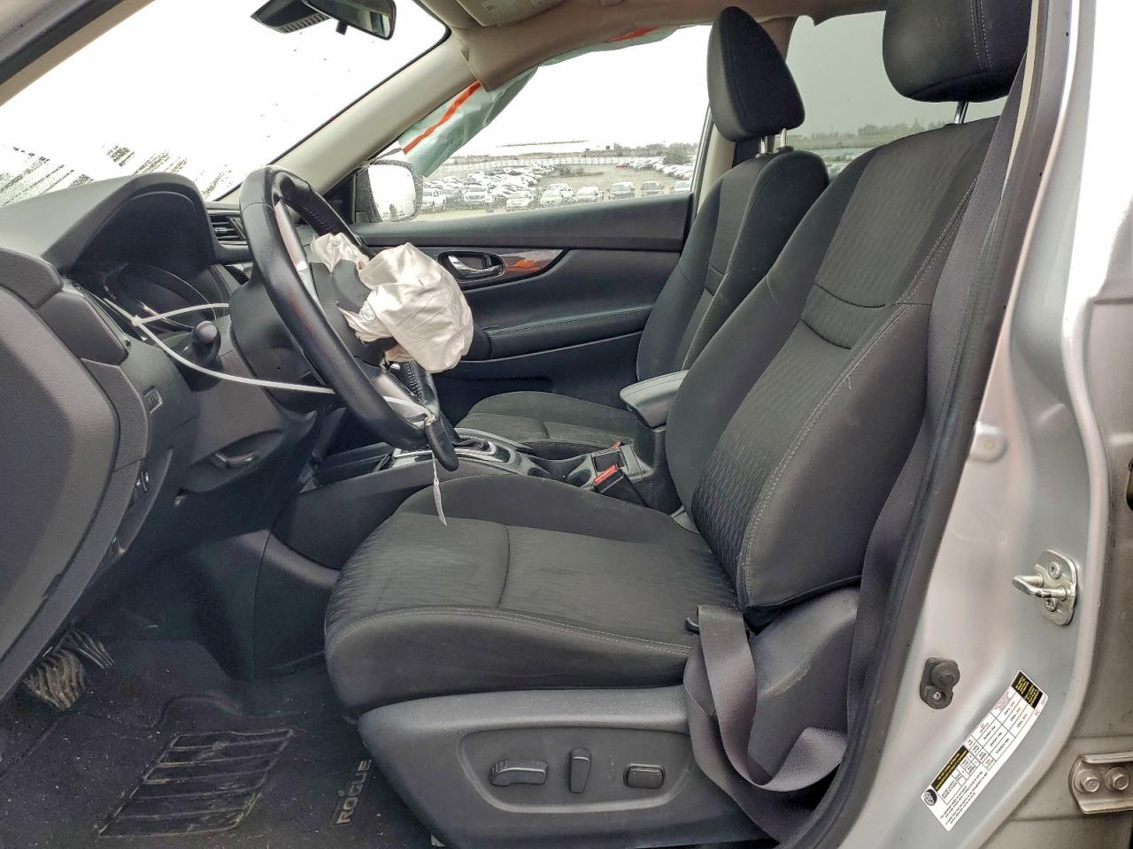 2020 NISSAN ROGUE S photo 13