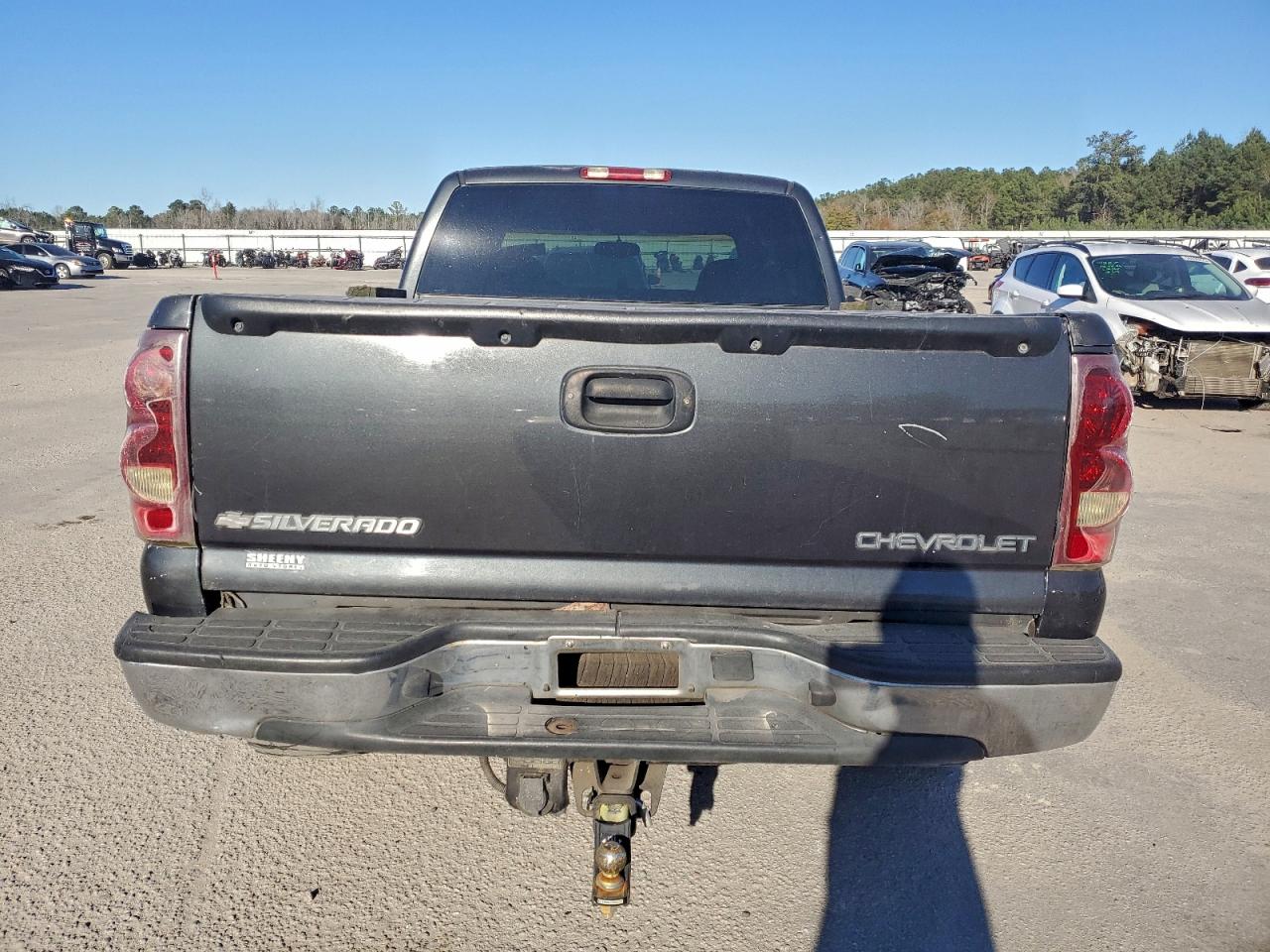 2003 CHEVROLET SILVERADO C1500 photo 6