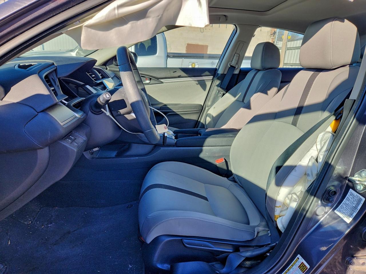 2017 HONDA CIVIC EX photo 7