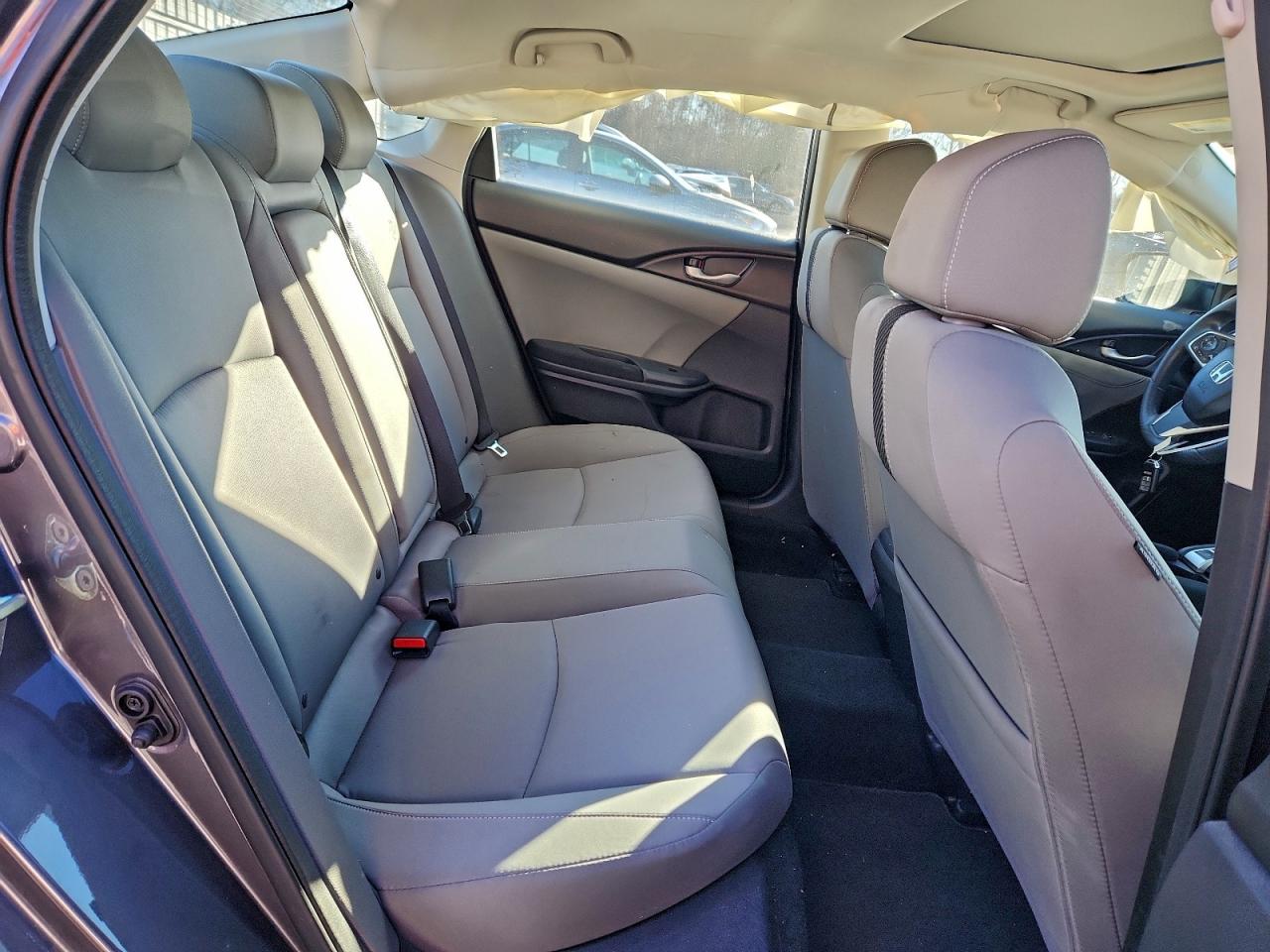 2017 HONDA CIVIC EX photo 10