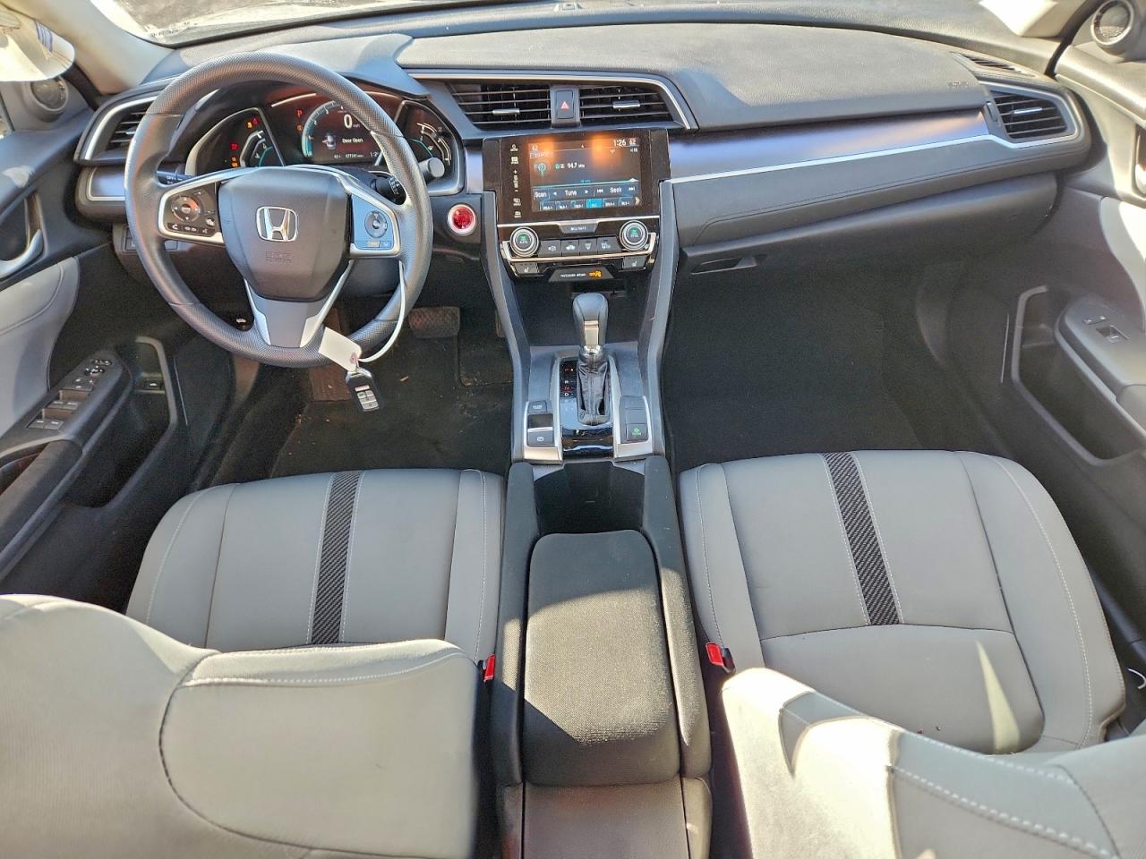 2017 HONDA CIVIC EX photo 8