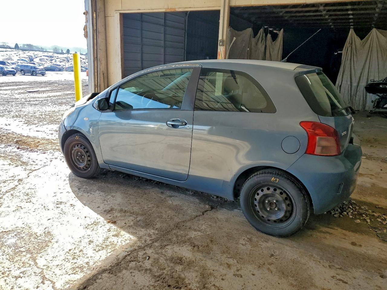 2007 TOYOTA YARIS photo 2
