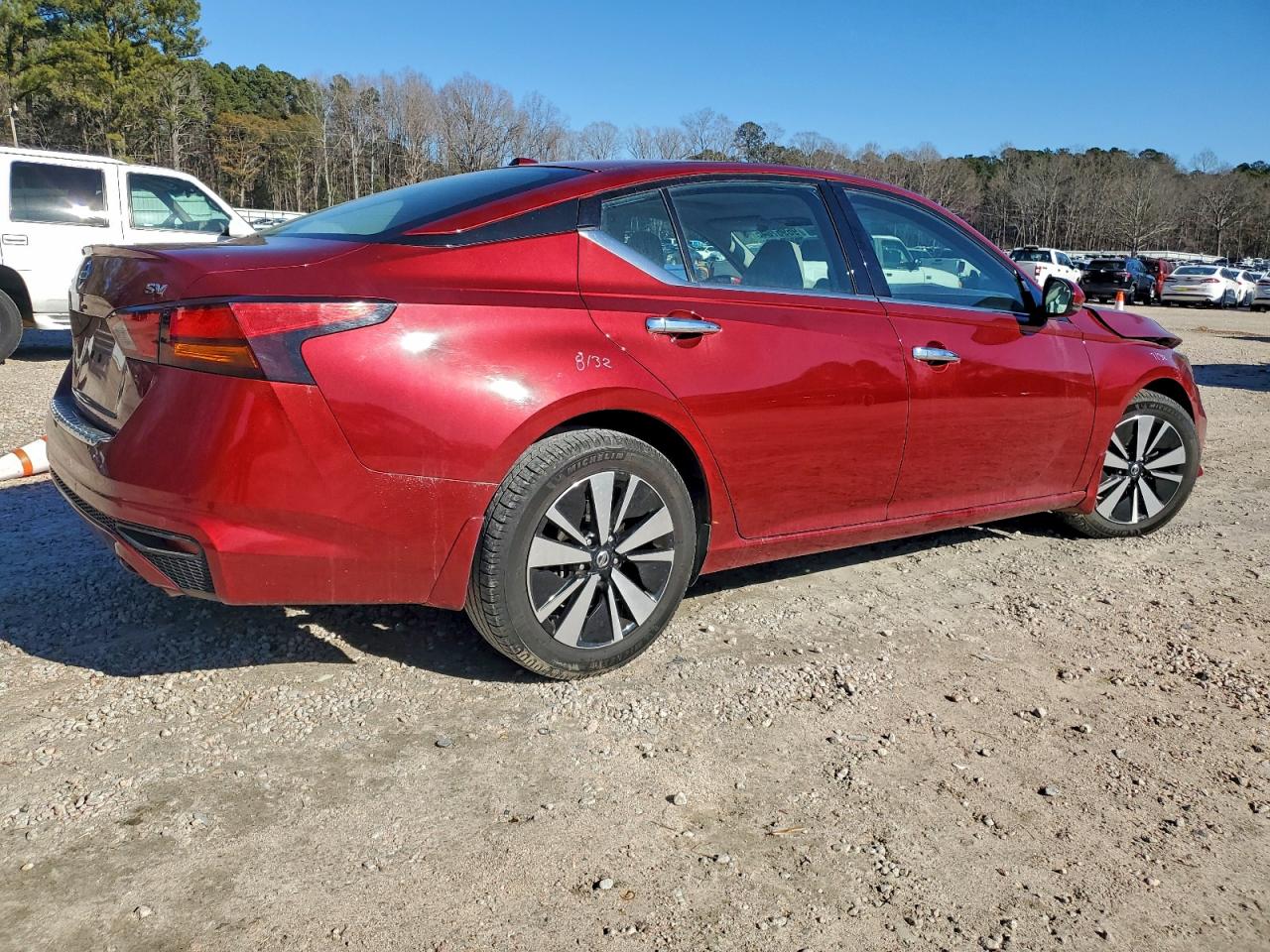 2019 NISSAN ALTIMA SV photo 3