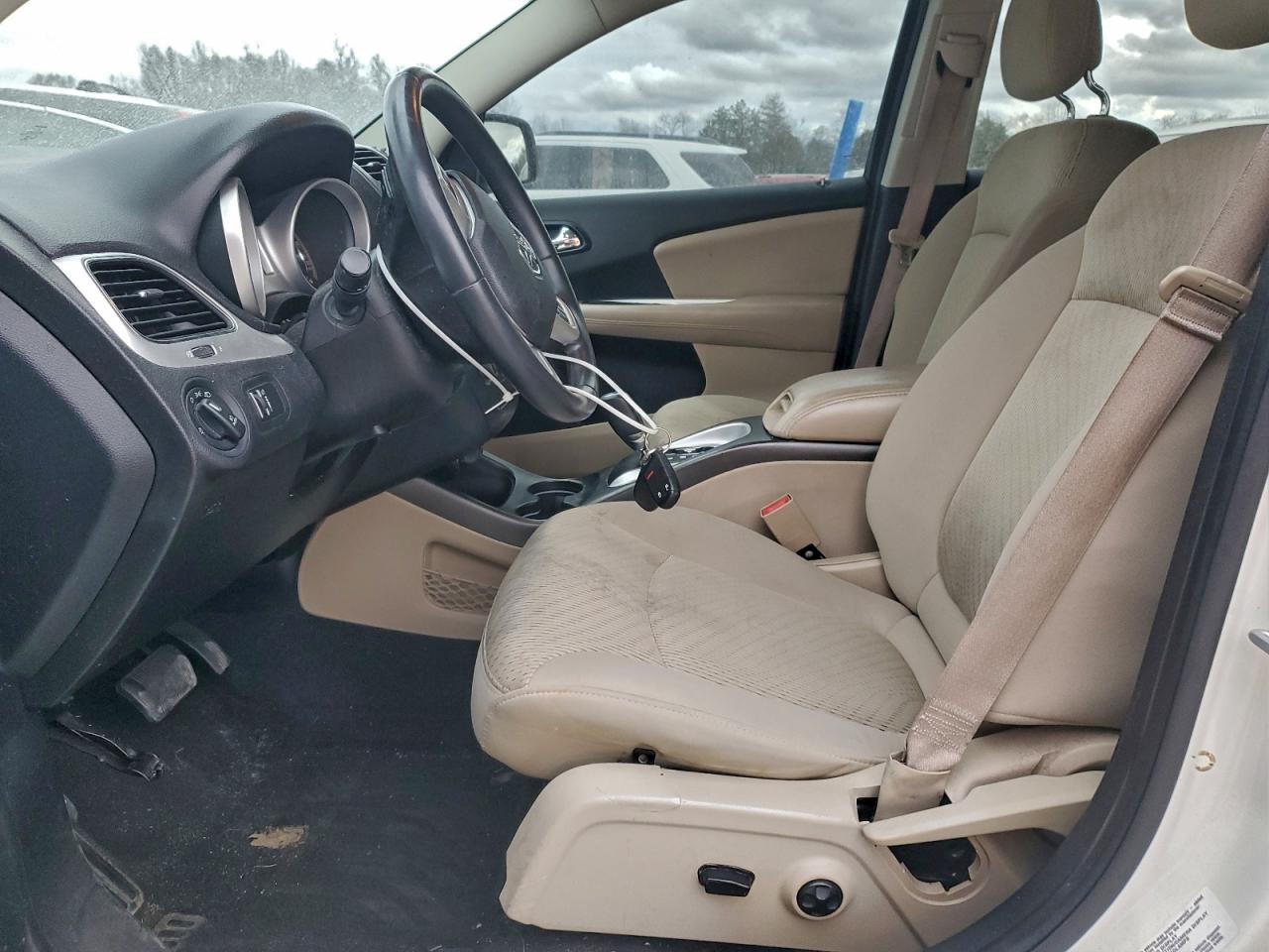 2014 DODGE JOURNEY SXT photo 13