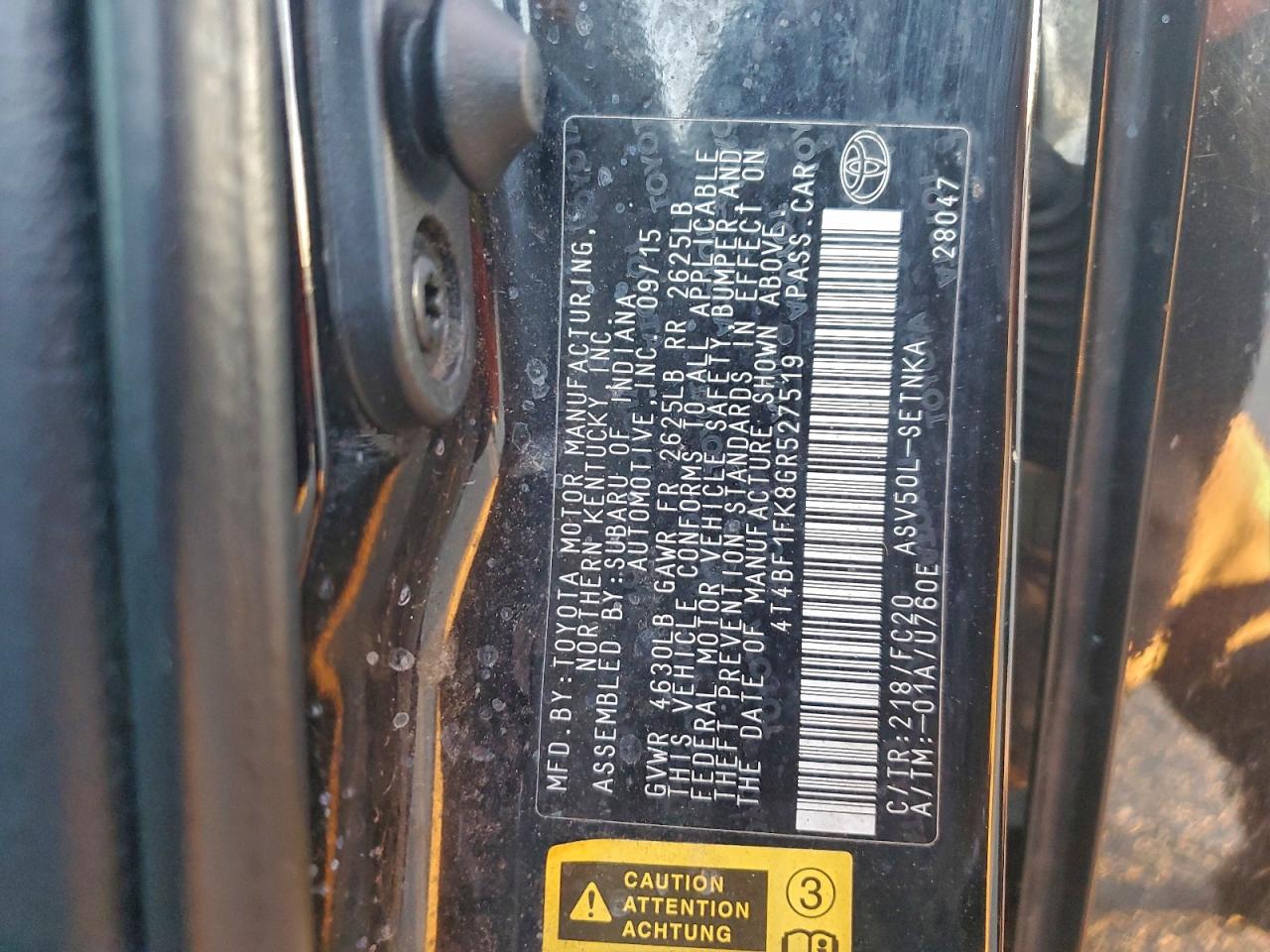2016 TOYOTA CAMRY LE photo 12