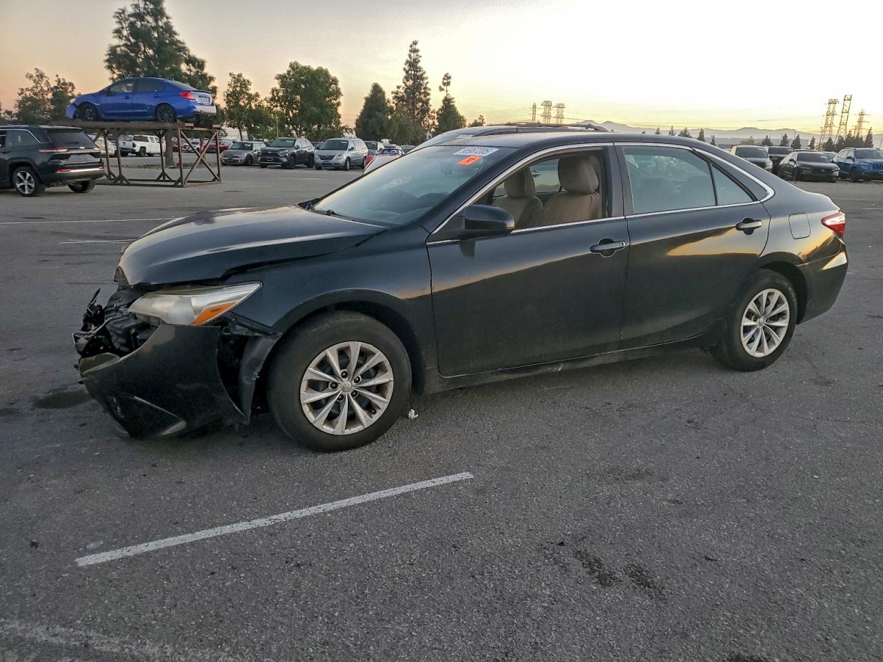 2016 TOYOTA CAMRY