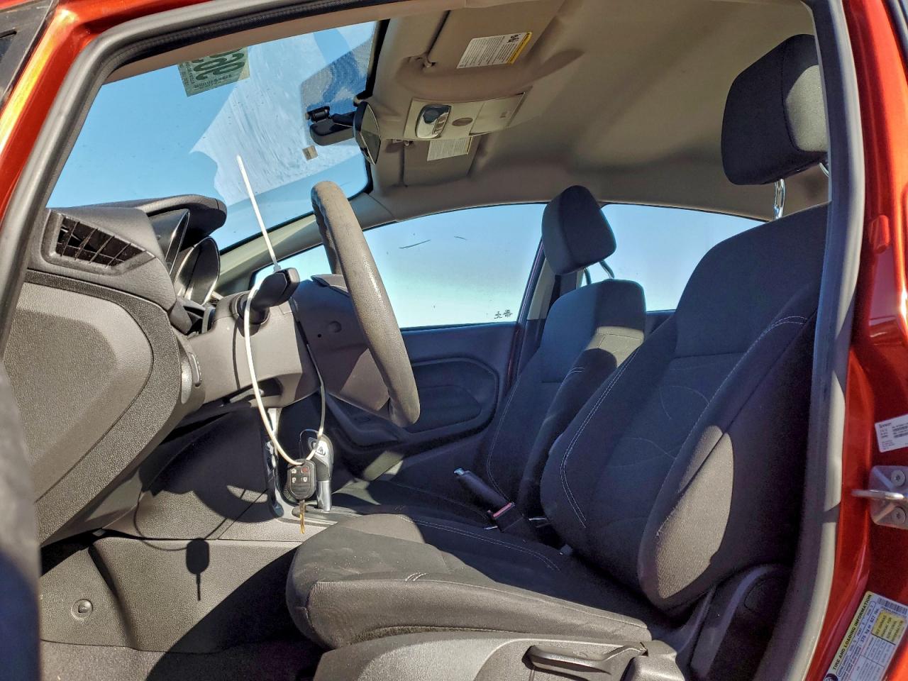 2019 FORD FIESTA SE photo 7