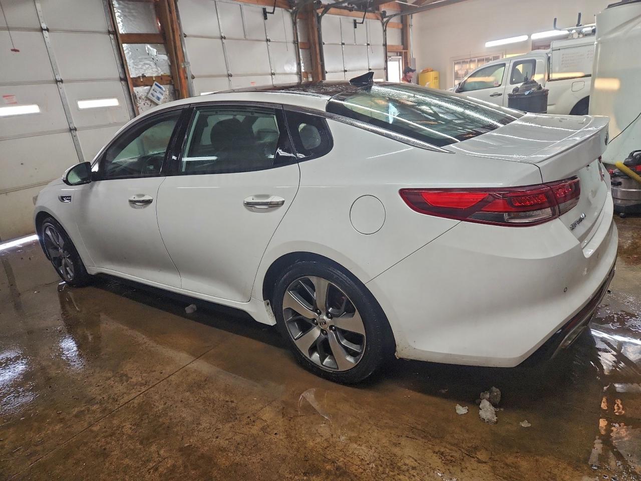2016 KIA OPTIMA SX photo 3