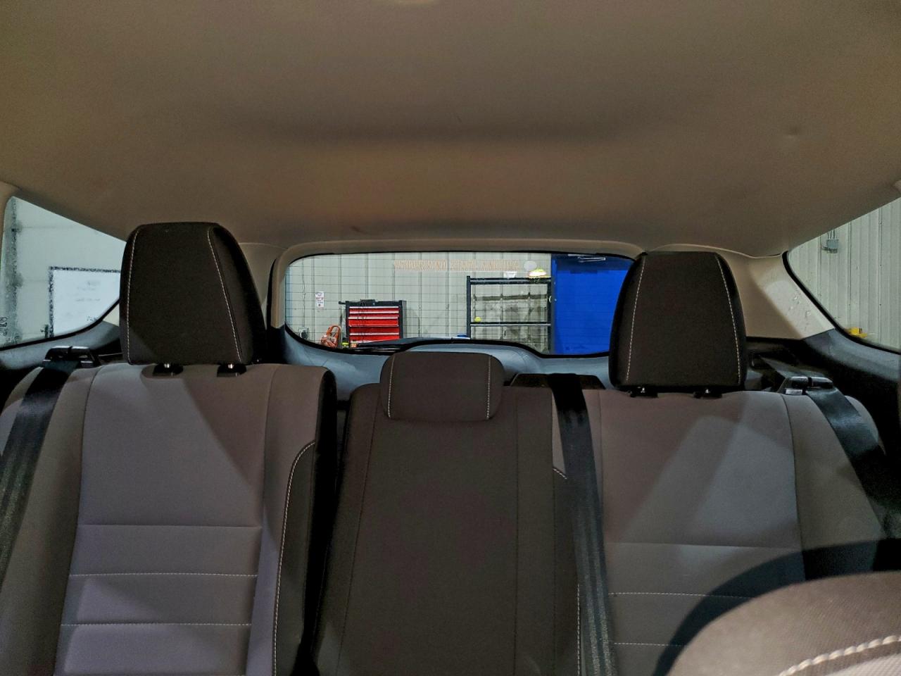 2017 FORD ESCAPE S photo 19