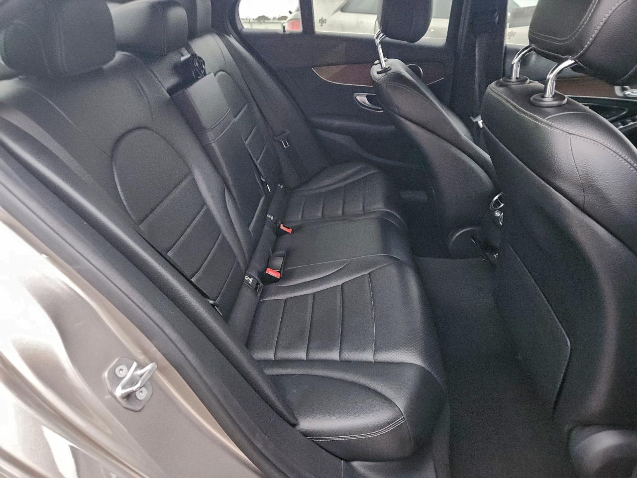 2019 MERCEDES-BENZ C 300 photo 10