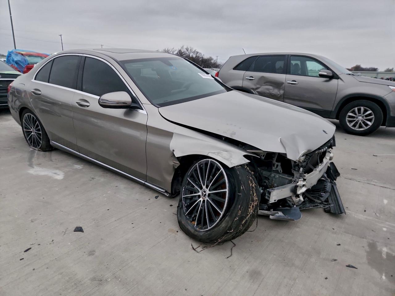 2019 MERCEDES-BENZ C 300 photo 4