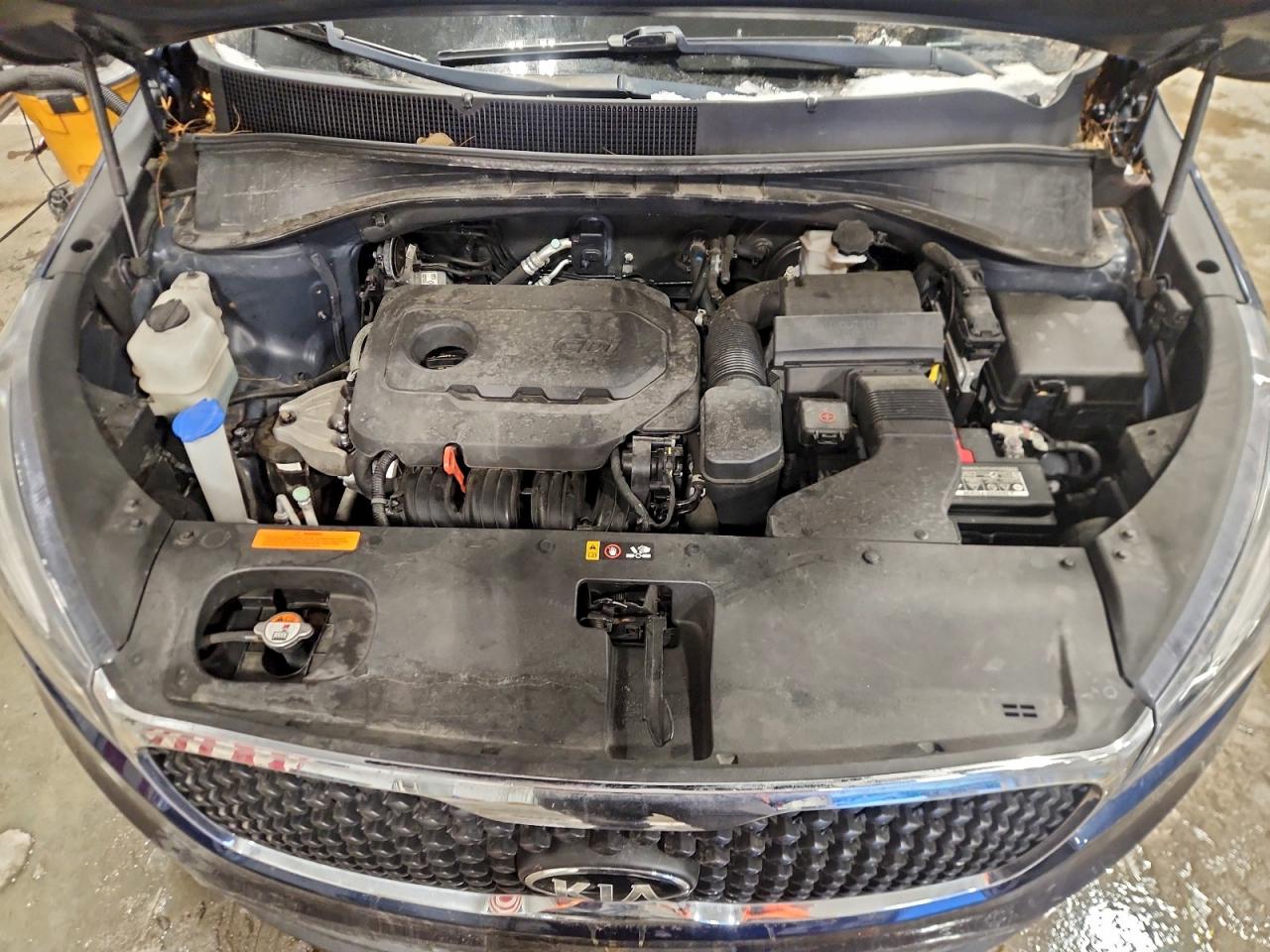 2016 KIA SORENTO LX photo 11