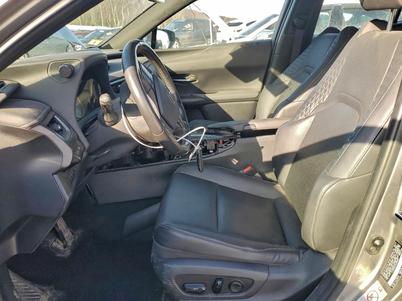 2019 LEXUS UX 250H photo 7