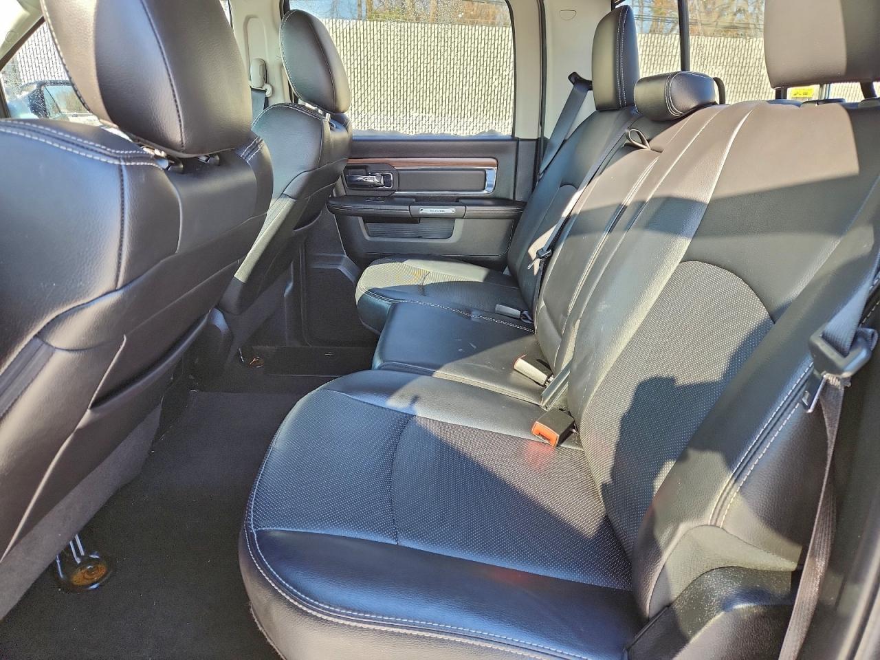 2017 RAM 1500 photo 10