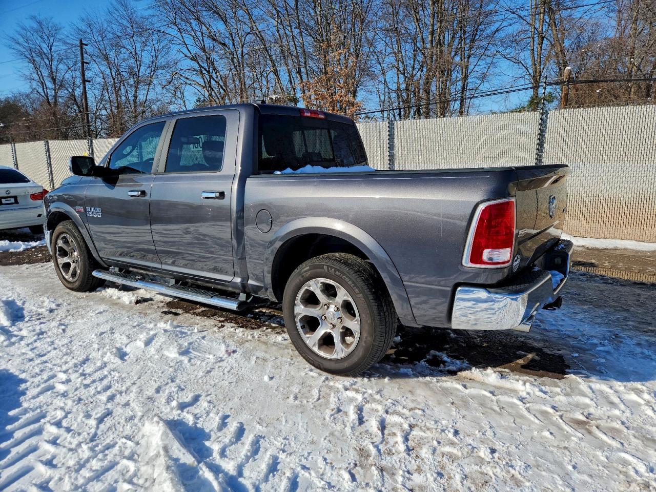 2017 RAM 1500 photo 2
