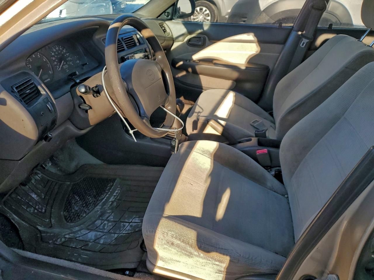 1996 TOYOTA COROLLA BASE photo 7