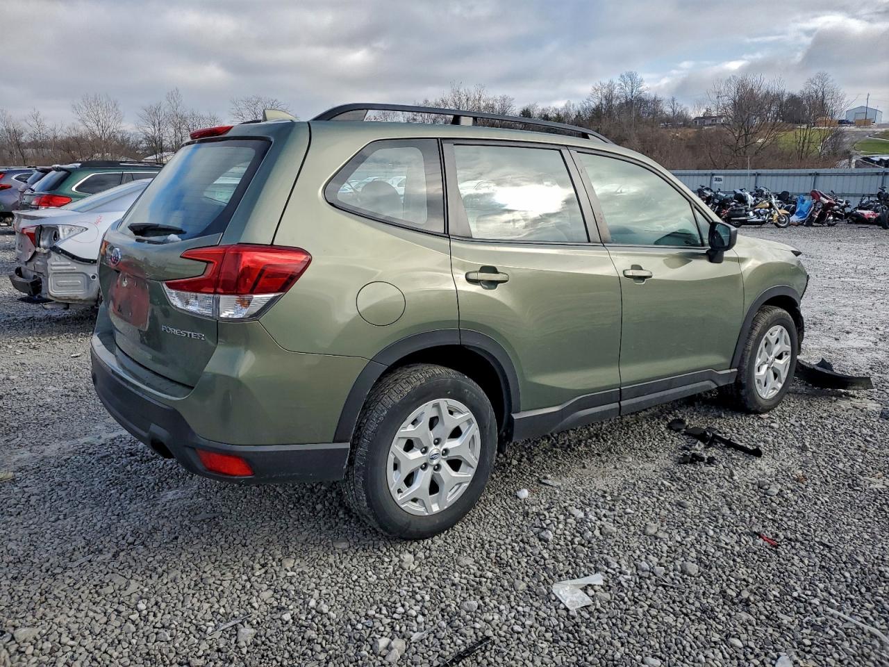 2021 SUBARU FORESTER photo 5