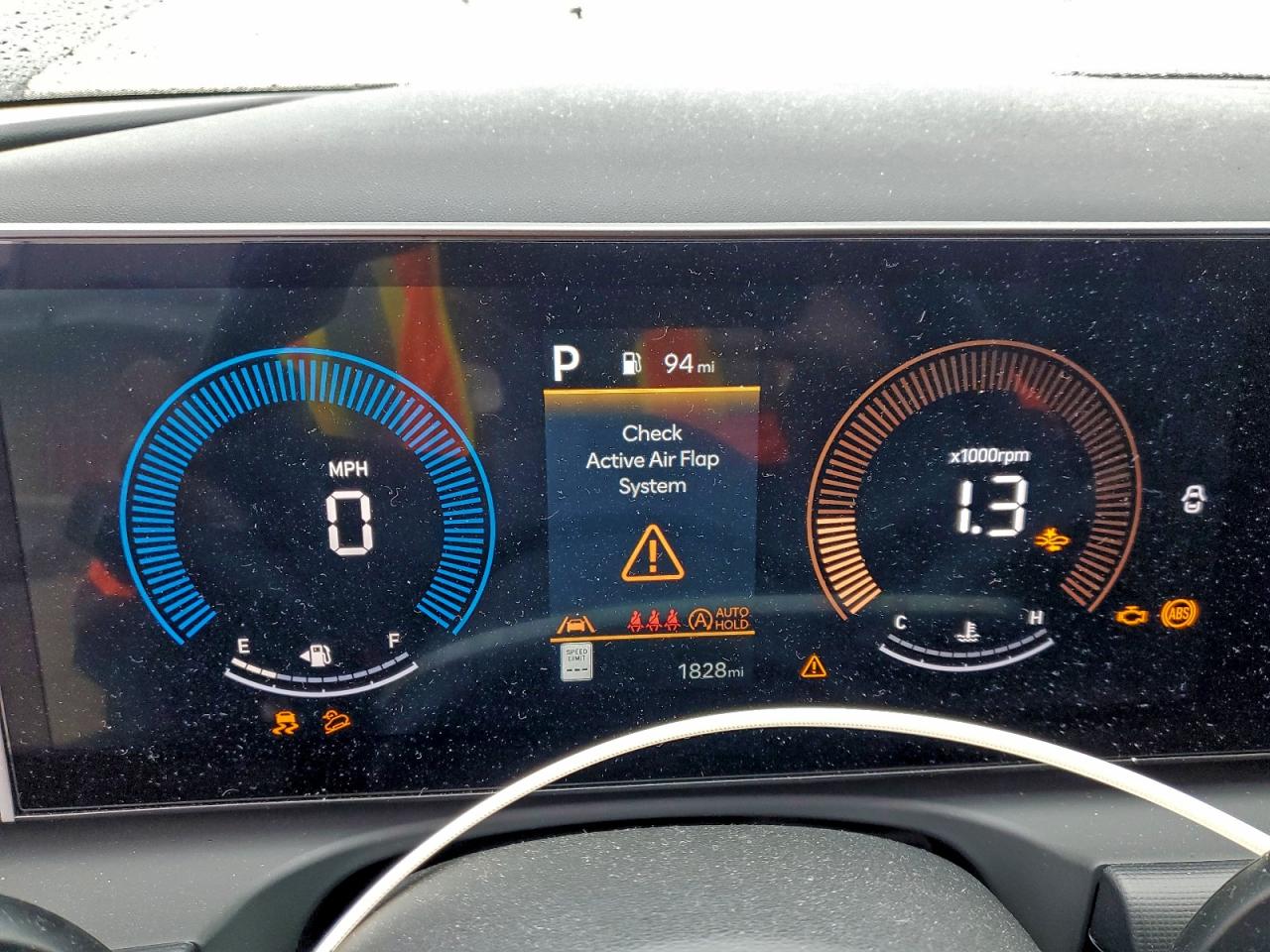 2026 HYUNDAI TUCSON SEL photo 17