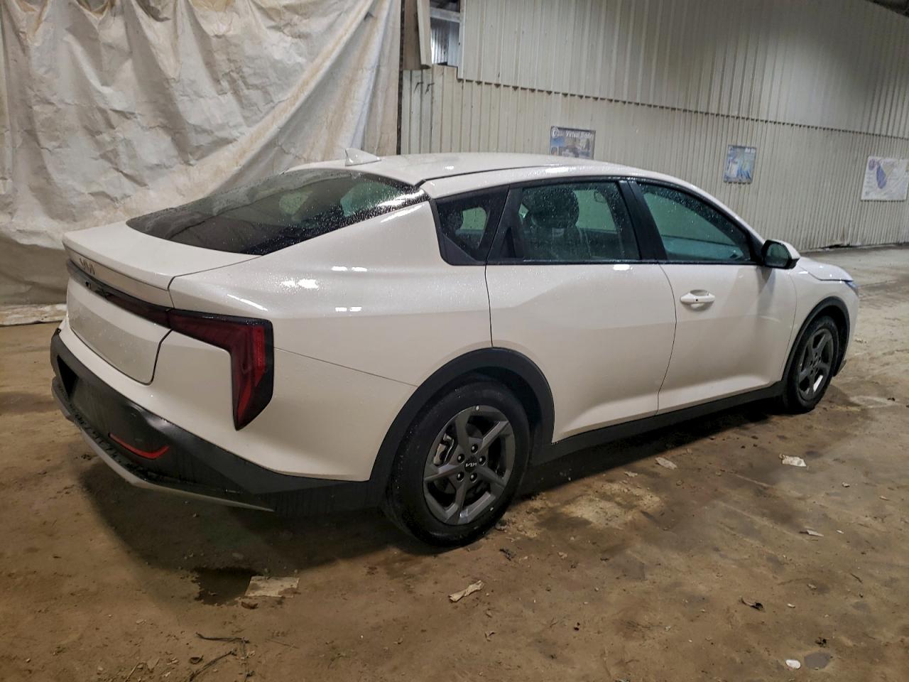 2025 KIA K4 LX photo 3