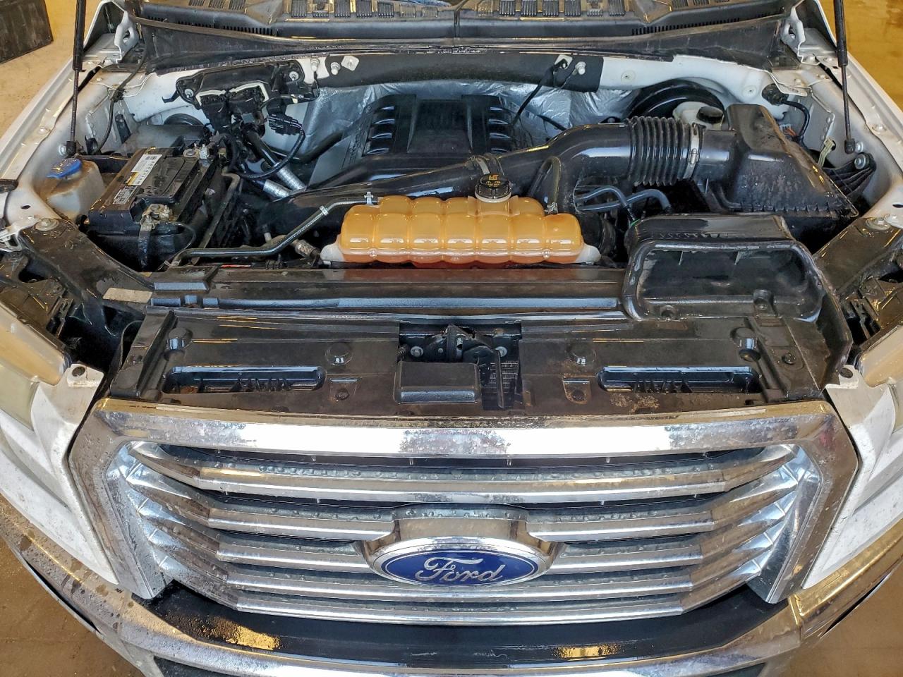 2015 FORD F150 SUPERCREW photo 11