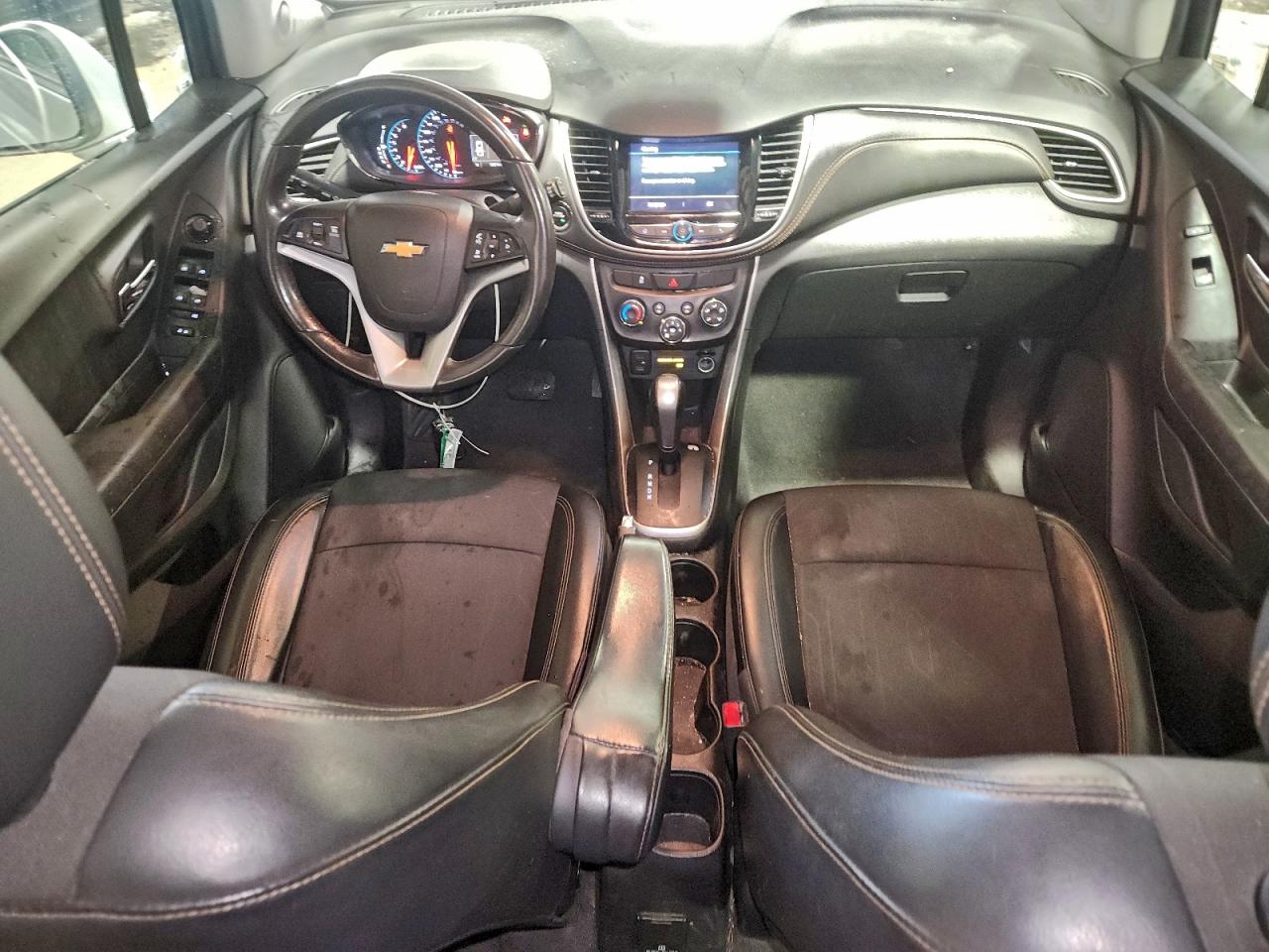 2020 CHEVROLET TRAX 1LT photo 8