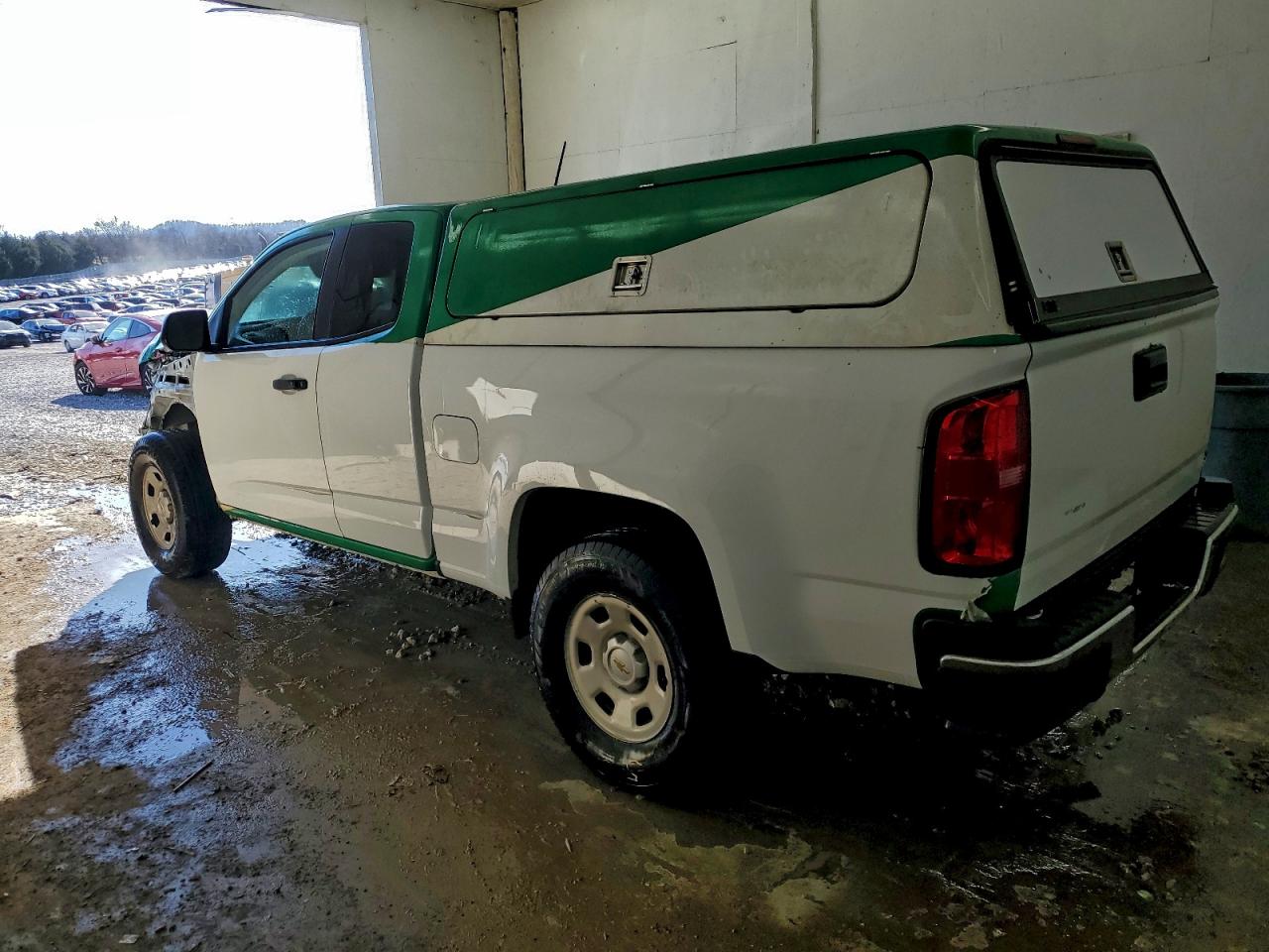 2020 CHEVROLET COLORADO photo 2