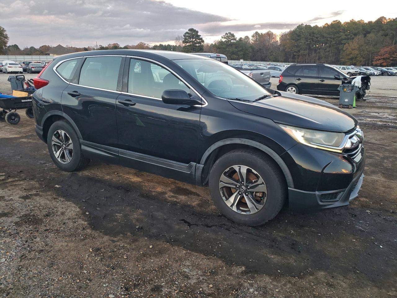 2018 HONDA CR-V LX photo 4