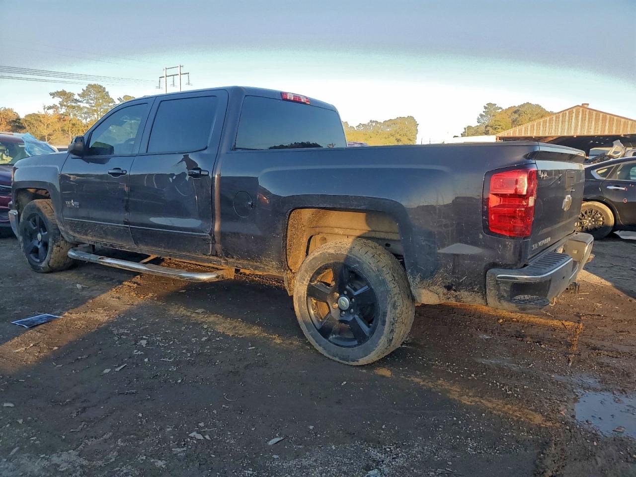 2015 CHEVROLET SILVERADO C1500 LT photo 2
