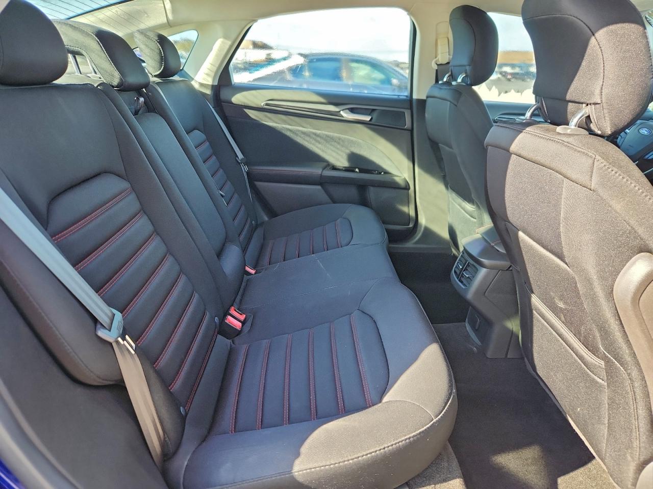 2013 FORD FUSION SE photo 10