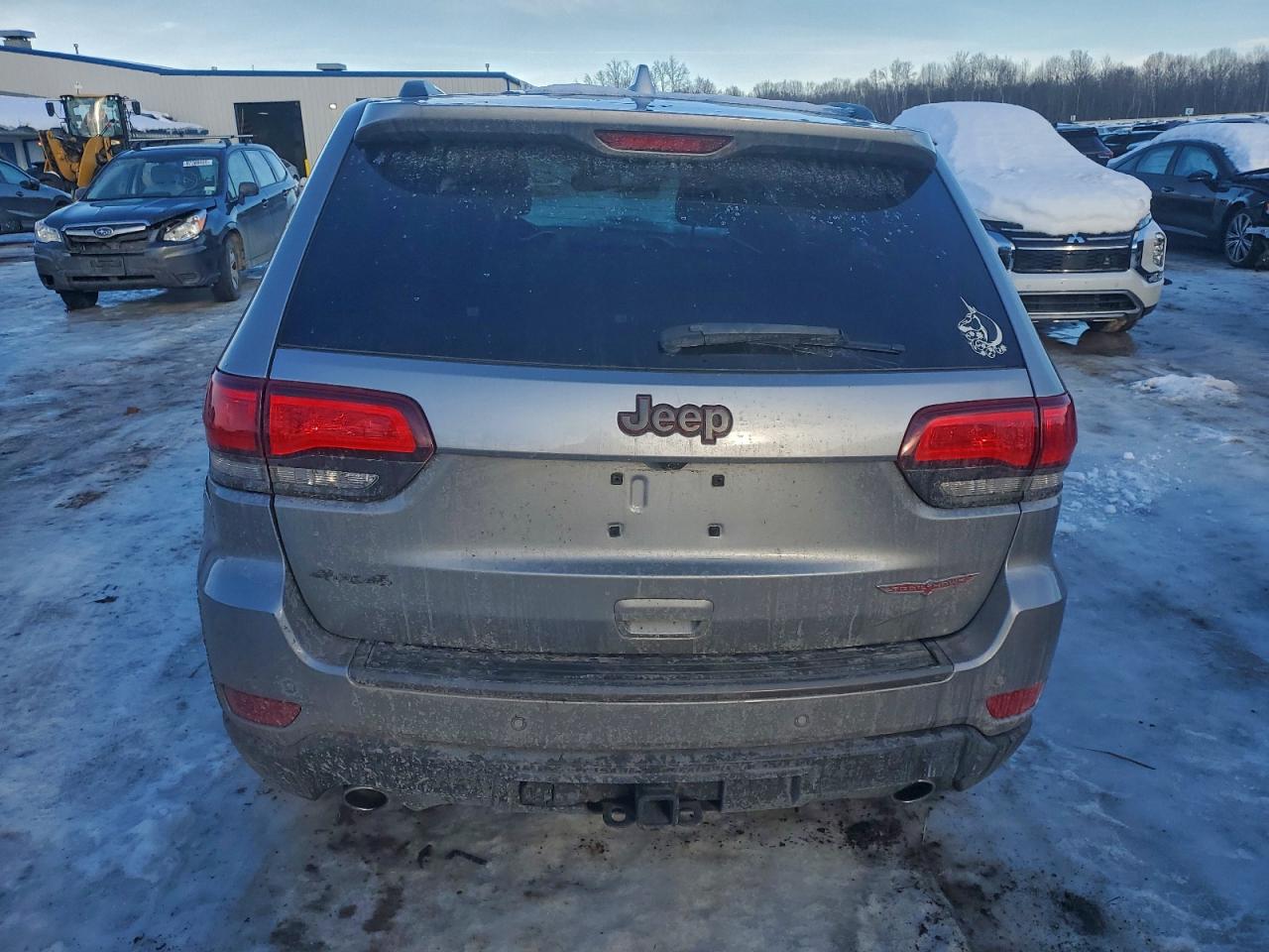 2020 JEEP GRAND CHEROKEE TRAILHAWK photo 6