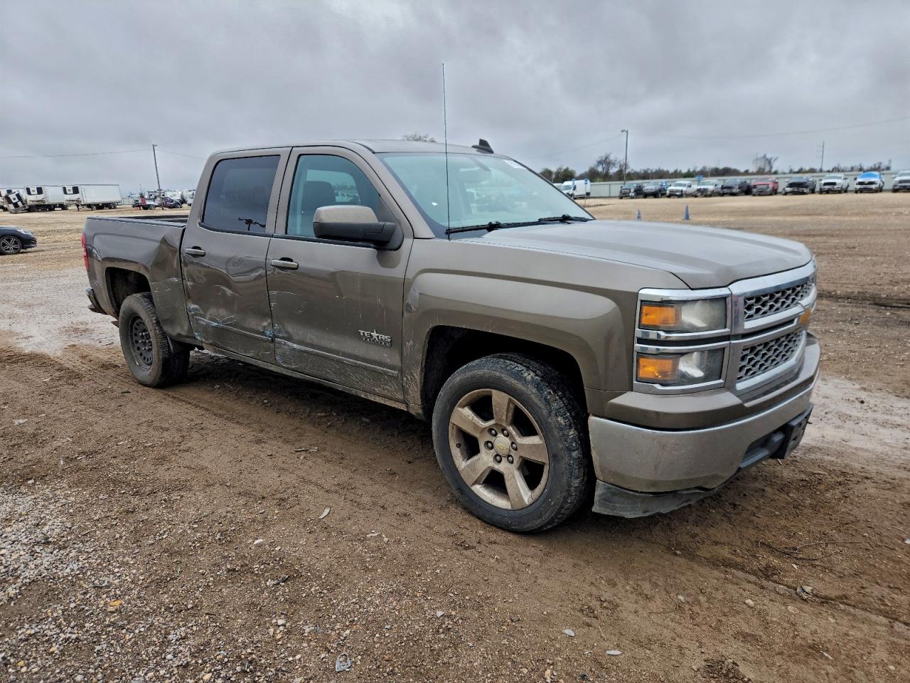2015 CHEVROLET SILVERADO C1500 LT photo 4