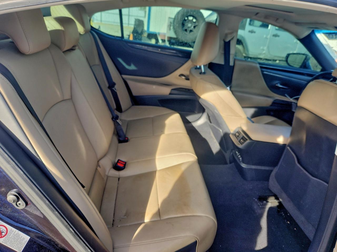 2019 LEXUS ES 350 photo 10