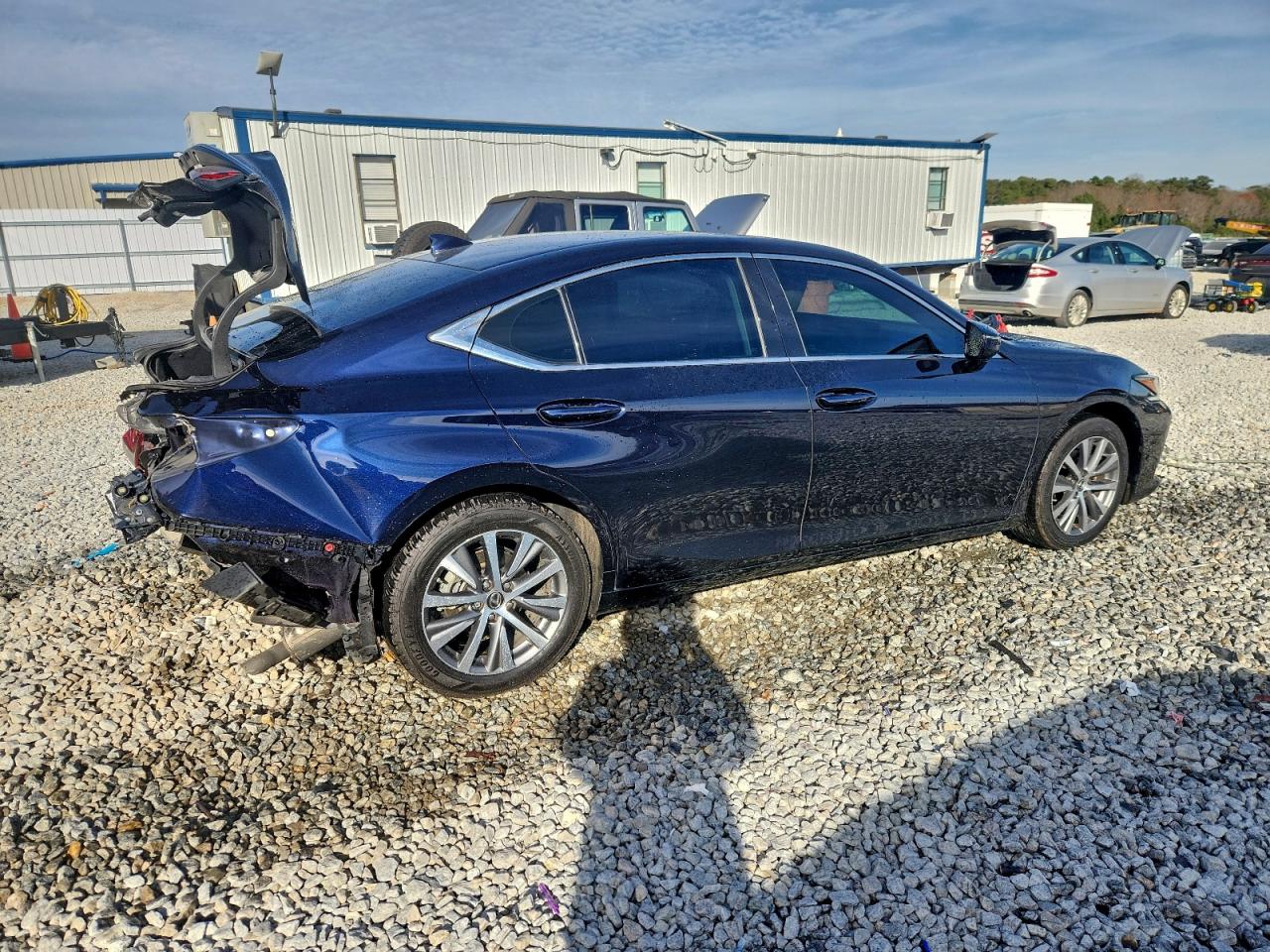 2019 LEXUS ES 350 photo 3