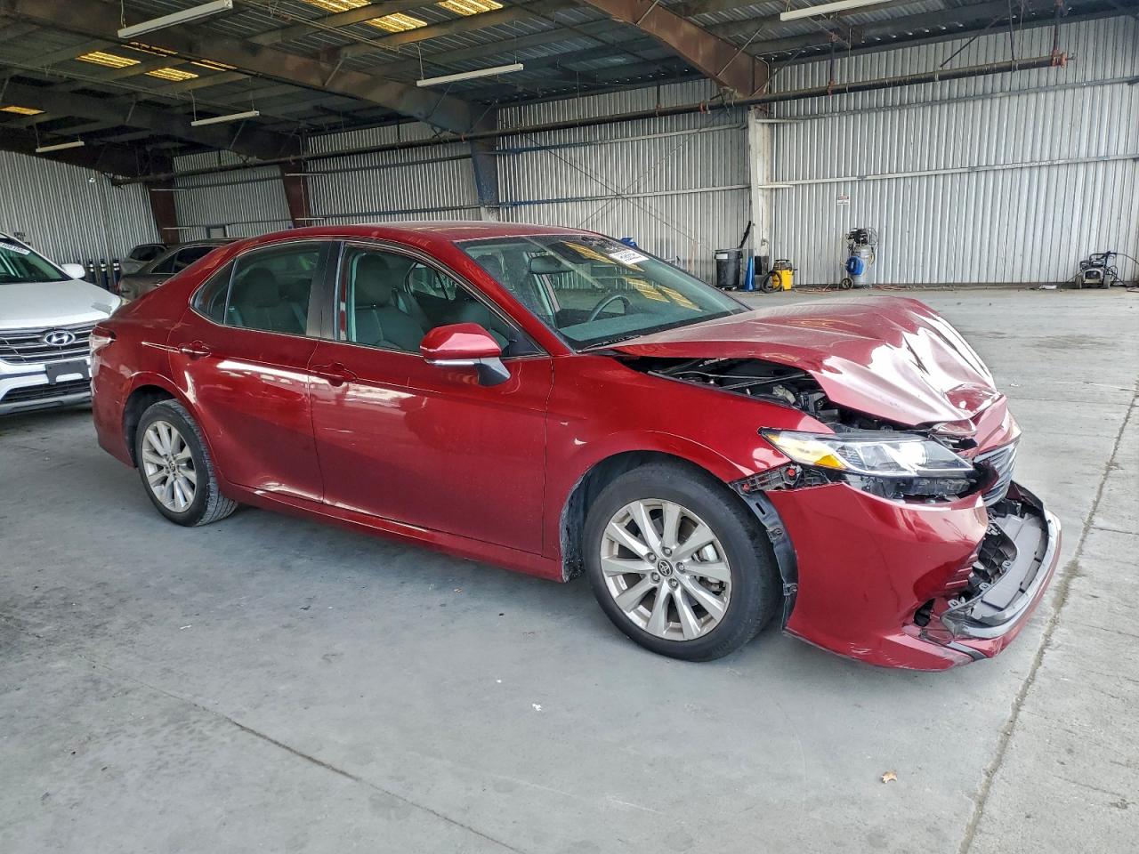 2020 TOYOTA CAMRY LE photo 4
