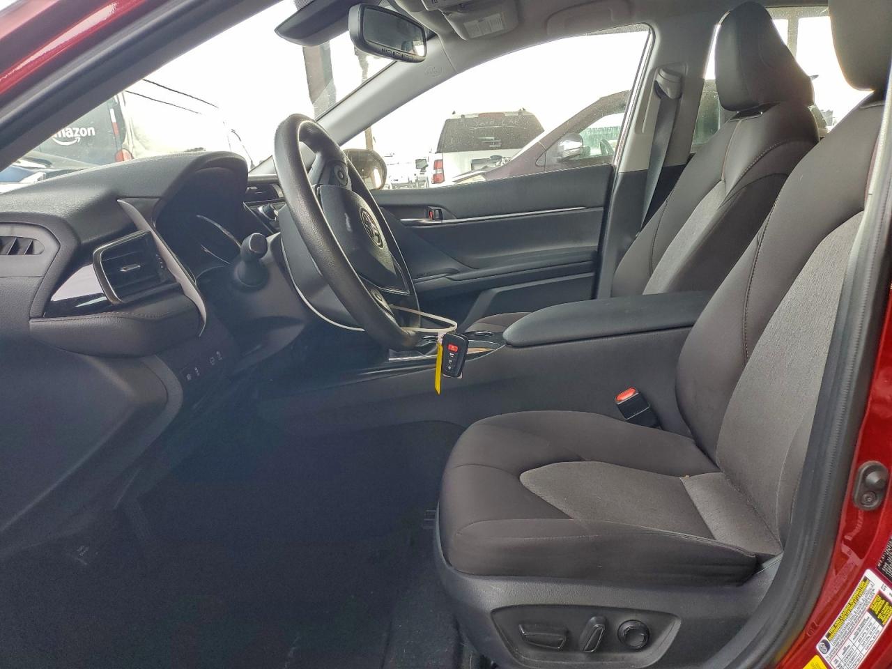 2020 TOYOTA CAMRY LE photo 7