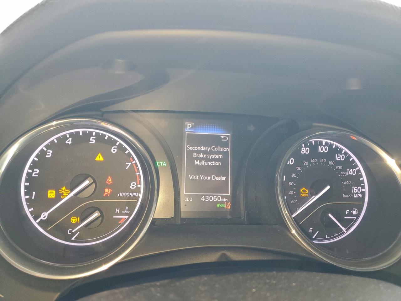 2020 TOYOTA CAMRY LE photo 9