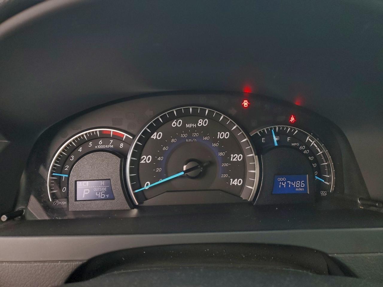2012 TOYOTA CAMRY SE photo 33