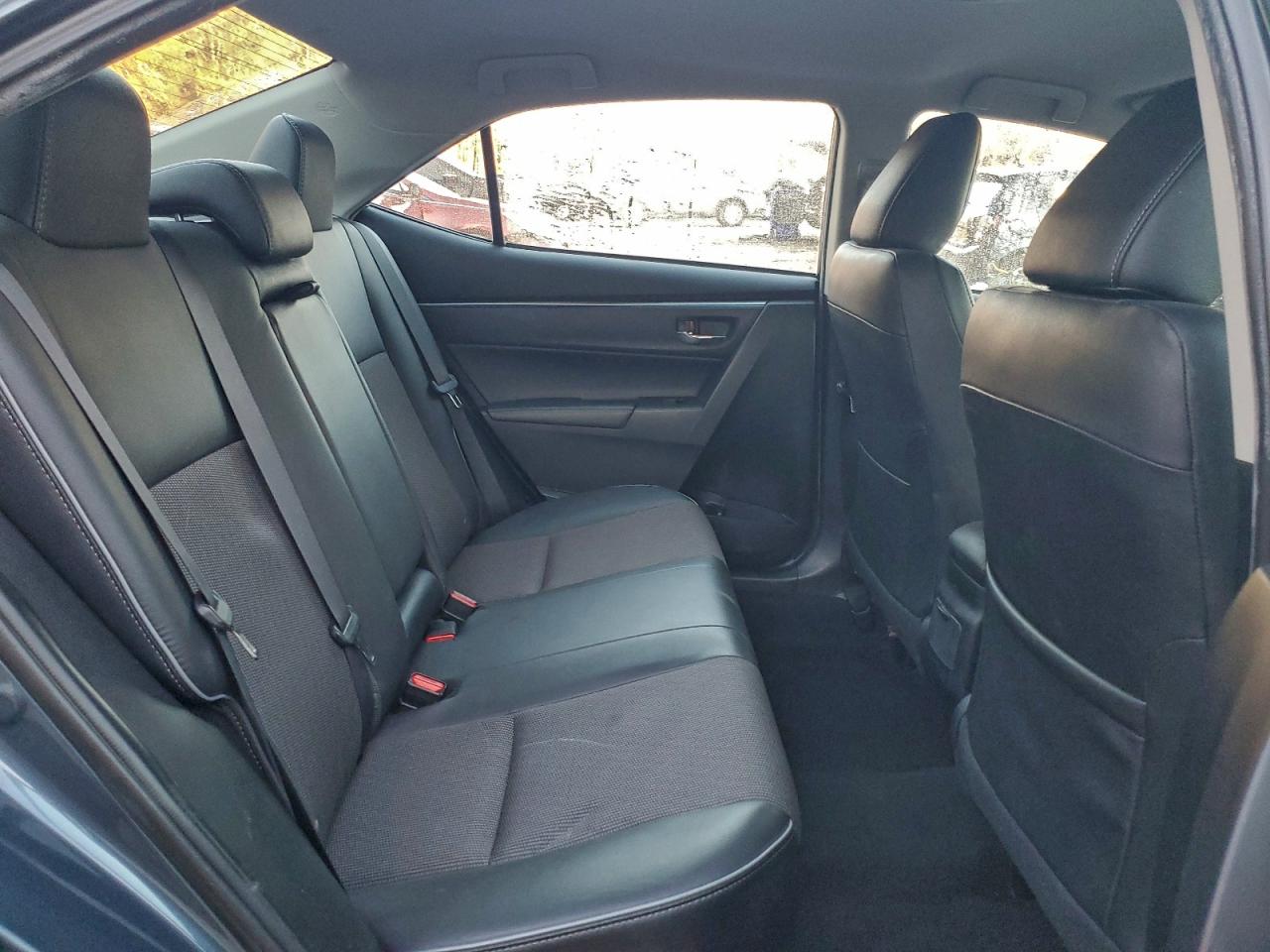 2016 TOYOTA COROLLA L photo 10