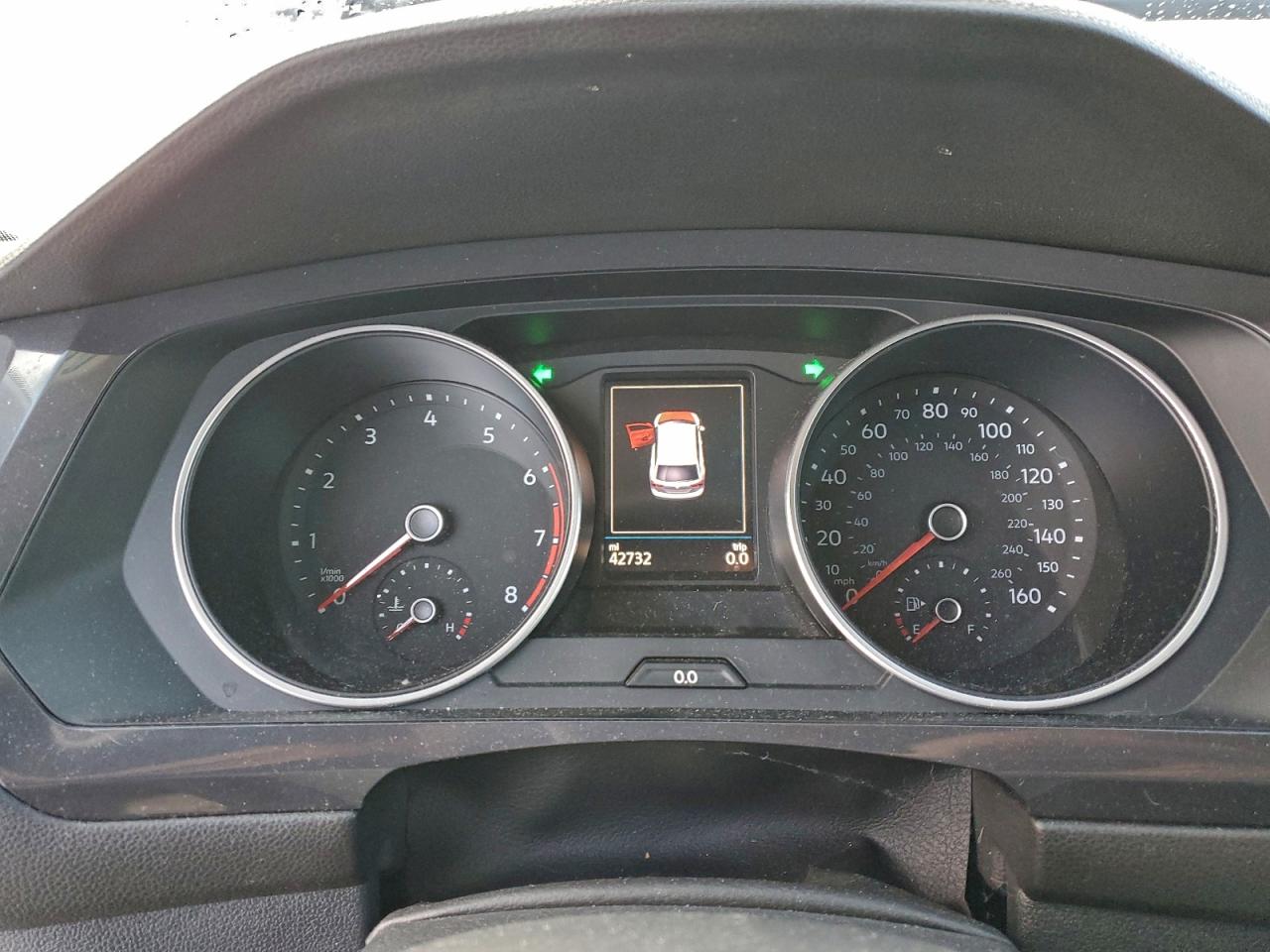 2020 VOLKSWAGEN TIGUAN SE photo 17