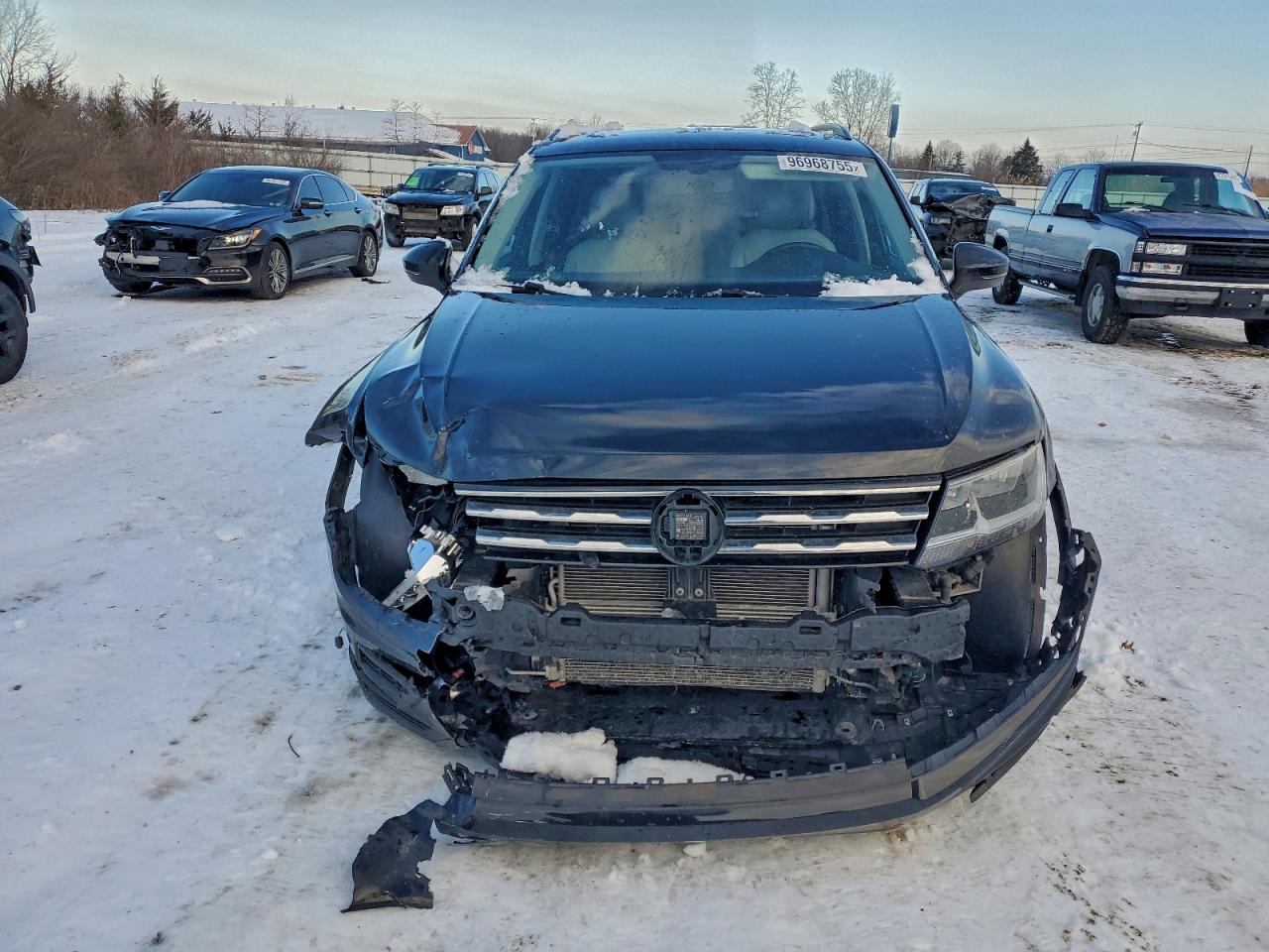 2020 VOLKSWAGEN TIGUAN SE photo 9