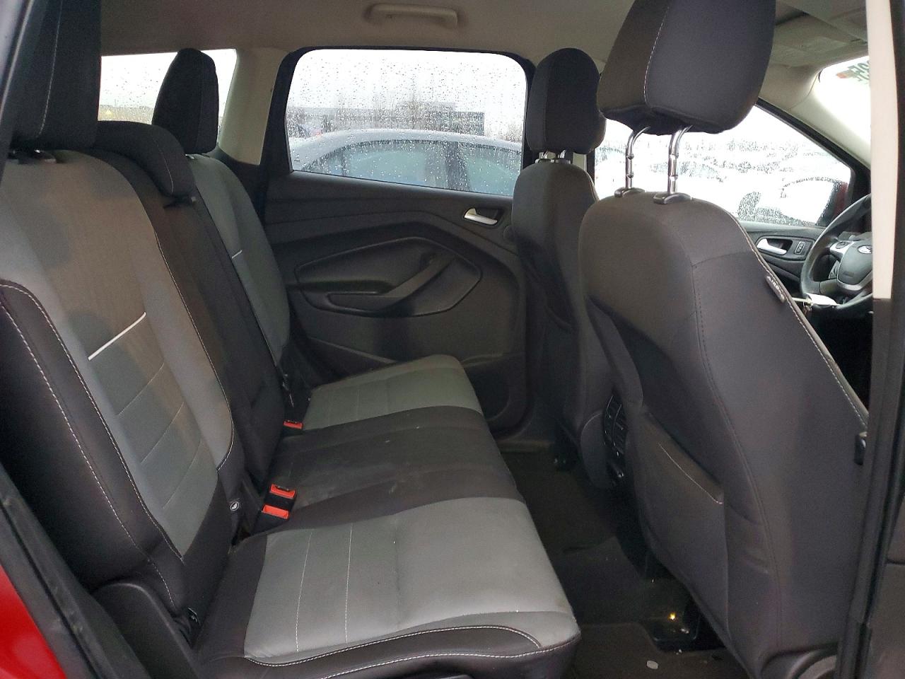 2015 FORD ESCAPE SE photo 11