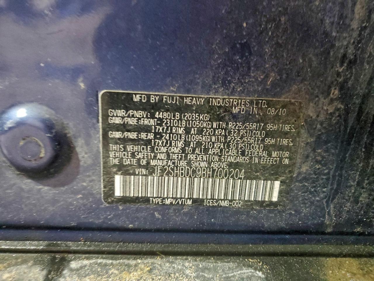 2011 SUBARU FORESTER photo 27
