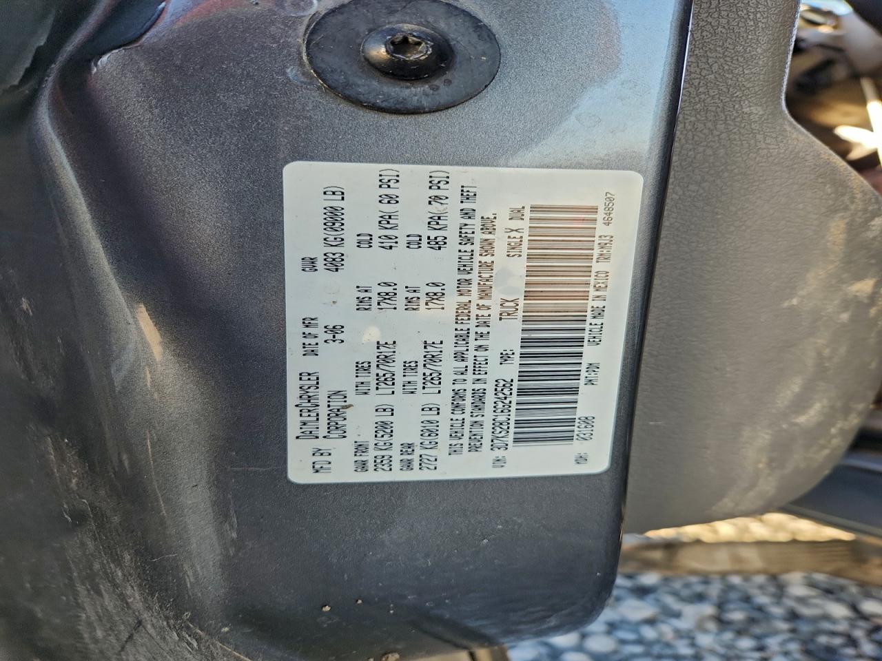 2006 DODGE RAM 2500 ST photo 13