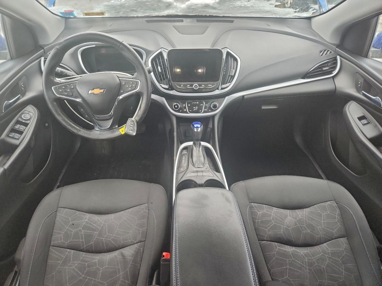 2017 CHEVROLET VOLT LT photo 8
