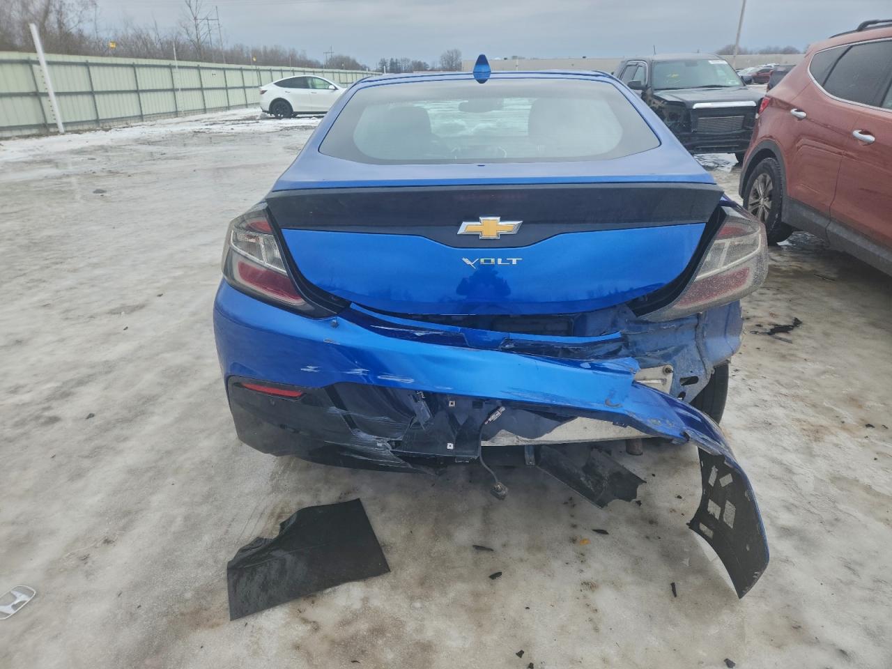 2017 CHEVROLET VOLT LT photo 6